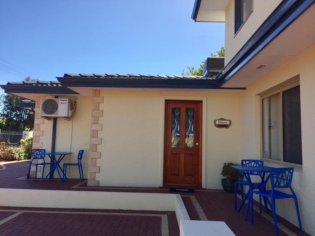 The Royal Dolphin Bed & Breakfast Safety Bay Rockingham Zewnętrze zdjęcie